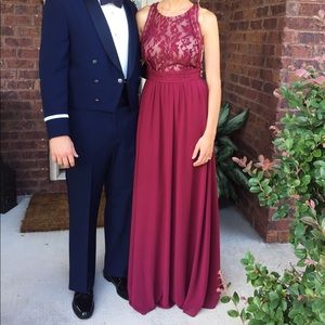 Lulu’s Floor Length Gown